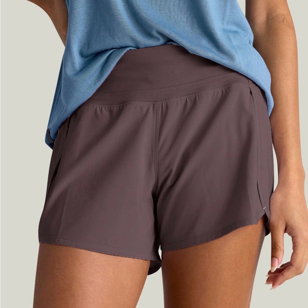 Free fly Women's Bamboo-Lined Breeze Short – 4" size small